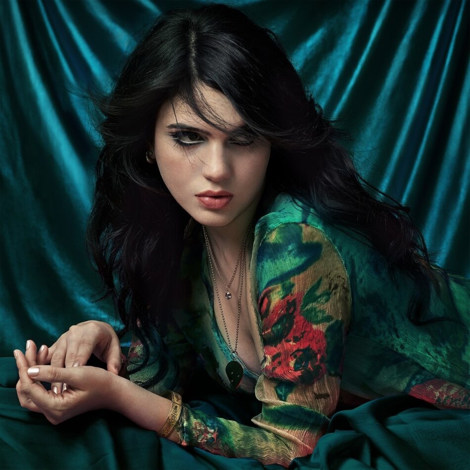 Julia Cumming (Sunflower Bean) - Julia